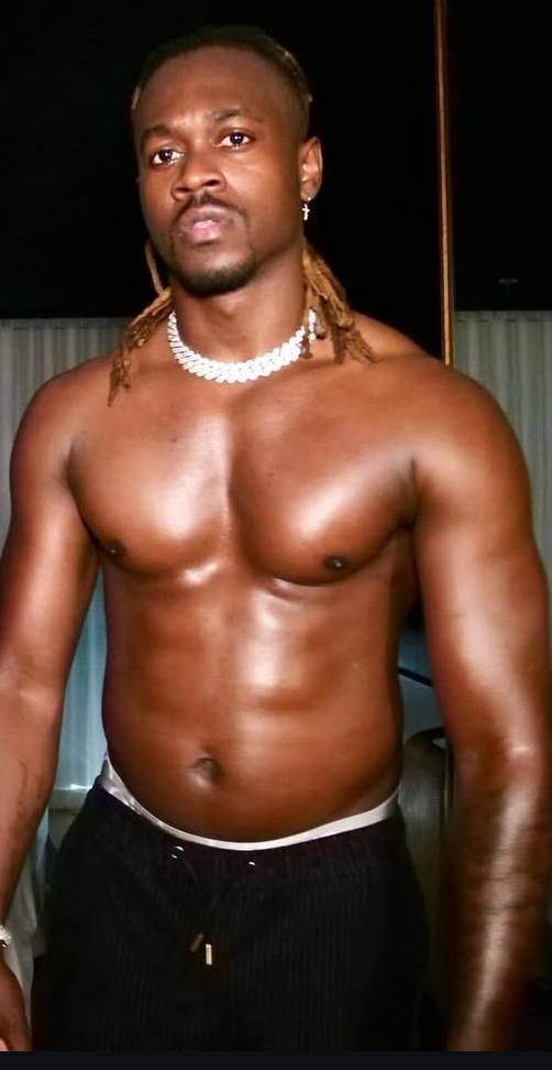 Freaky T in HoneyDippedCream